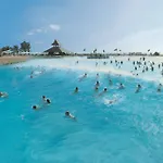 アパート Club Paraiso アデヘ